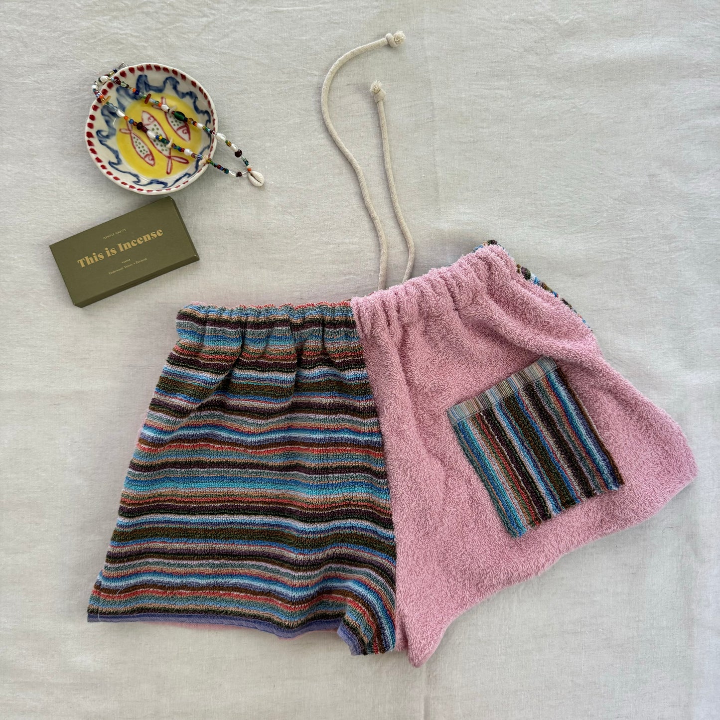Towelling shorts - pink stripe